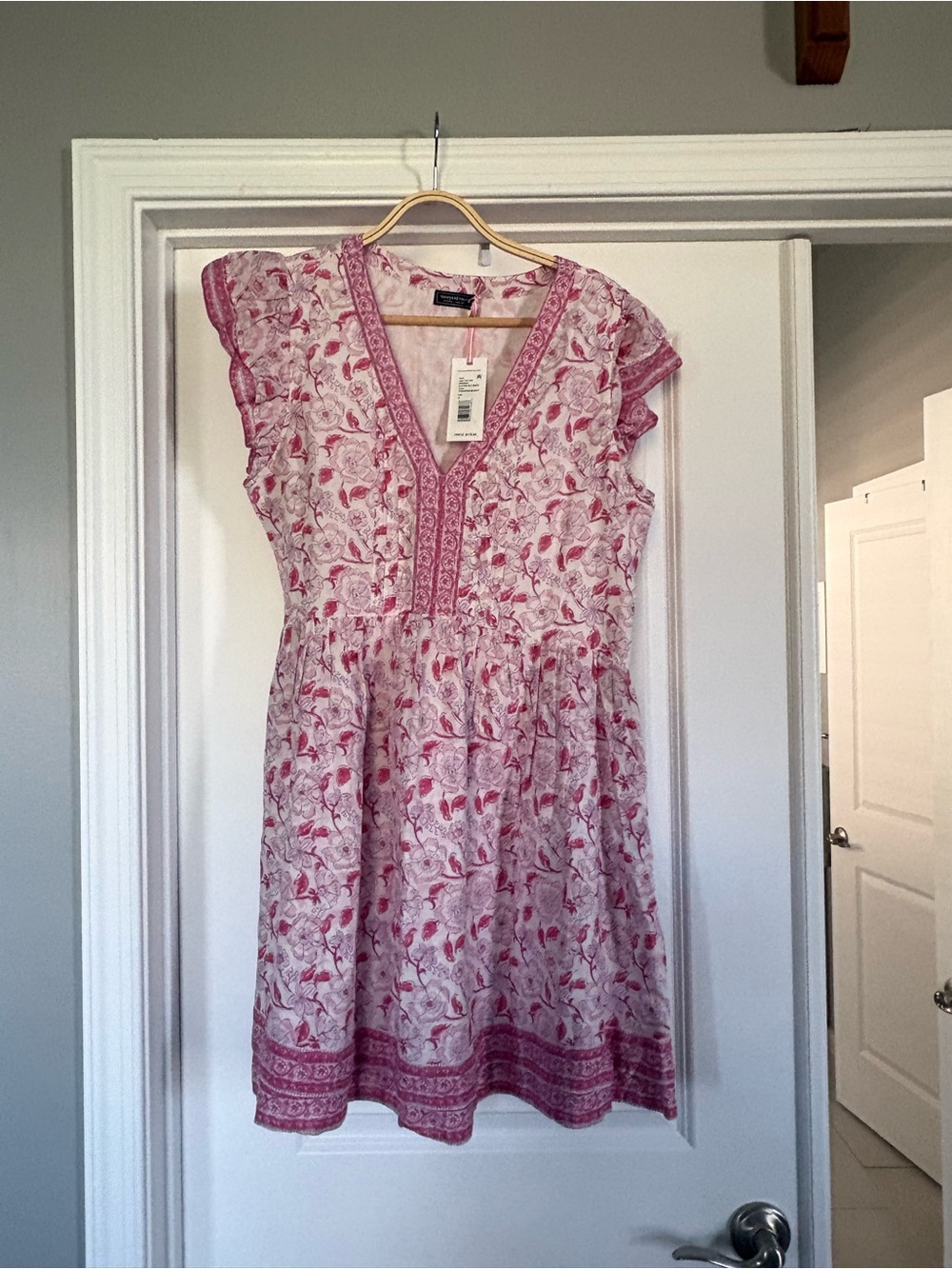 Vineyard Vines Pink Floral V-Neck Mini Dress